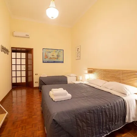 Appartamento The Dante By Houseinnaples Napoli